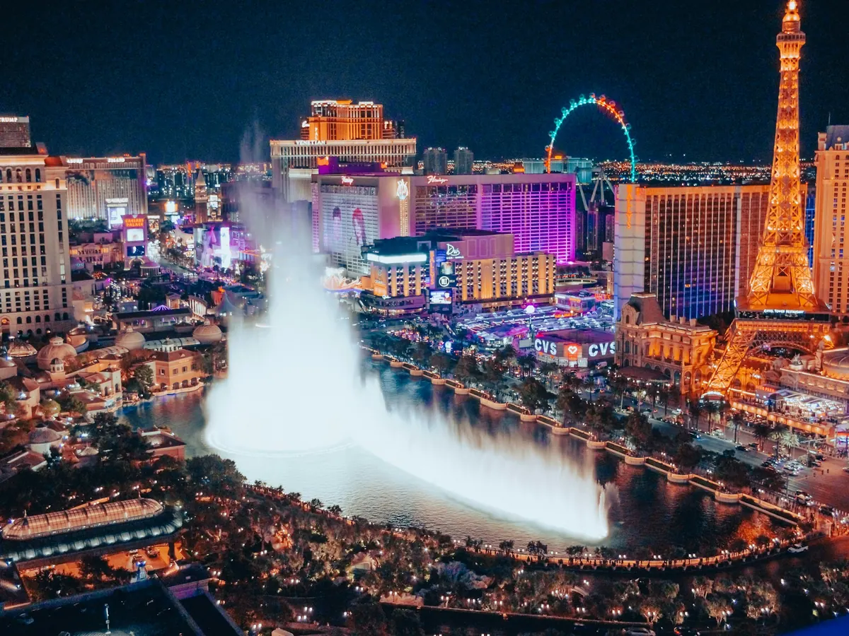 Las Vegas fountains and hotels lit up at night